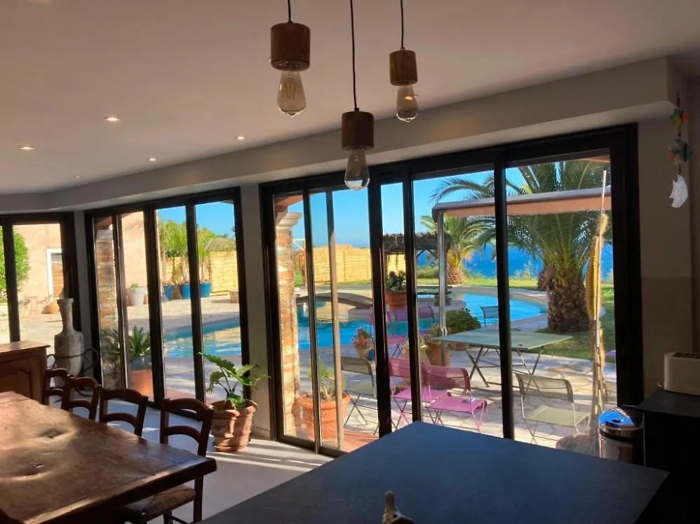 Holiday home Maison Vue Mer Avec Piscine Sur La Cote D'Azur Theoule-sur-Mer