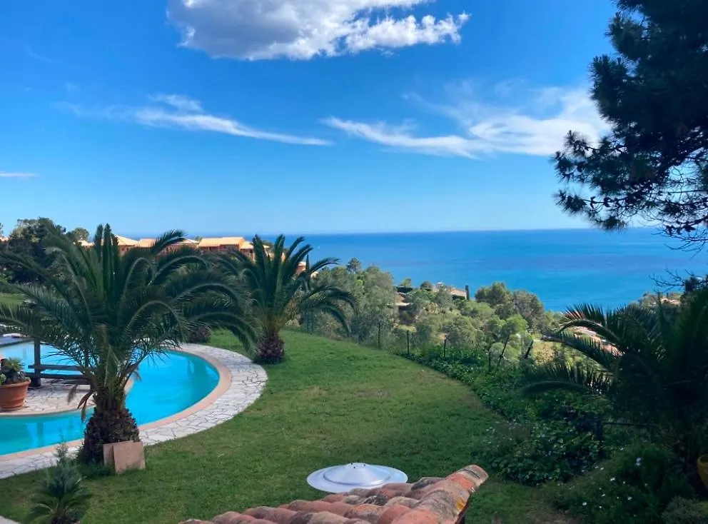 Maison Vue Mer Avec Piscine Sur La Cote D'Azur Theoule-sur-Mer